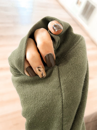 “Leaf Me Alone” Press On Nails