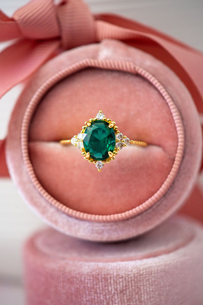 Ione Emerald Gold Ring